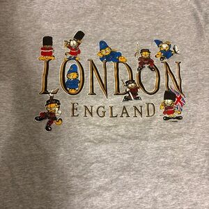 Garfield London England Graphic Tee